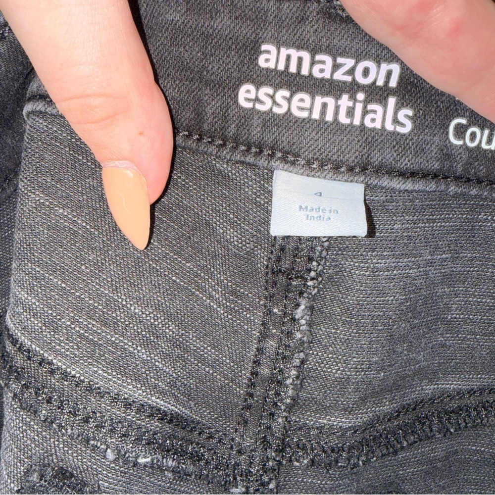 Amazon Essentials Women’s High-Rise Straight Jeans | Washed Black | Size 4 | NWT - Picture 6 of 6